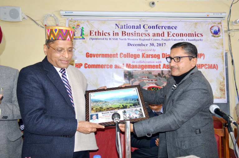 Felicitation of Prof. Dinesh Gupta, Keynote Speaker